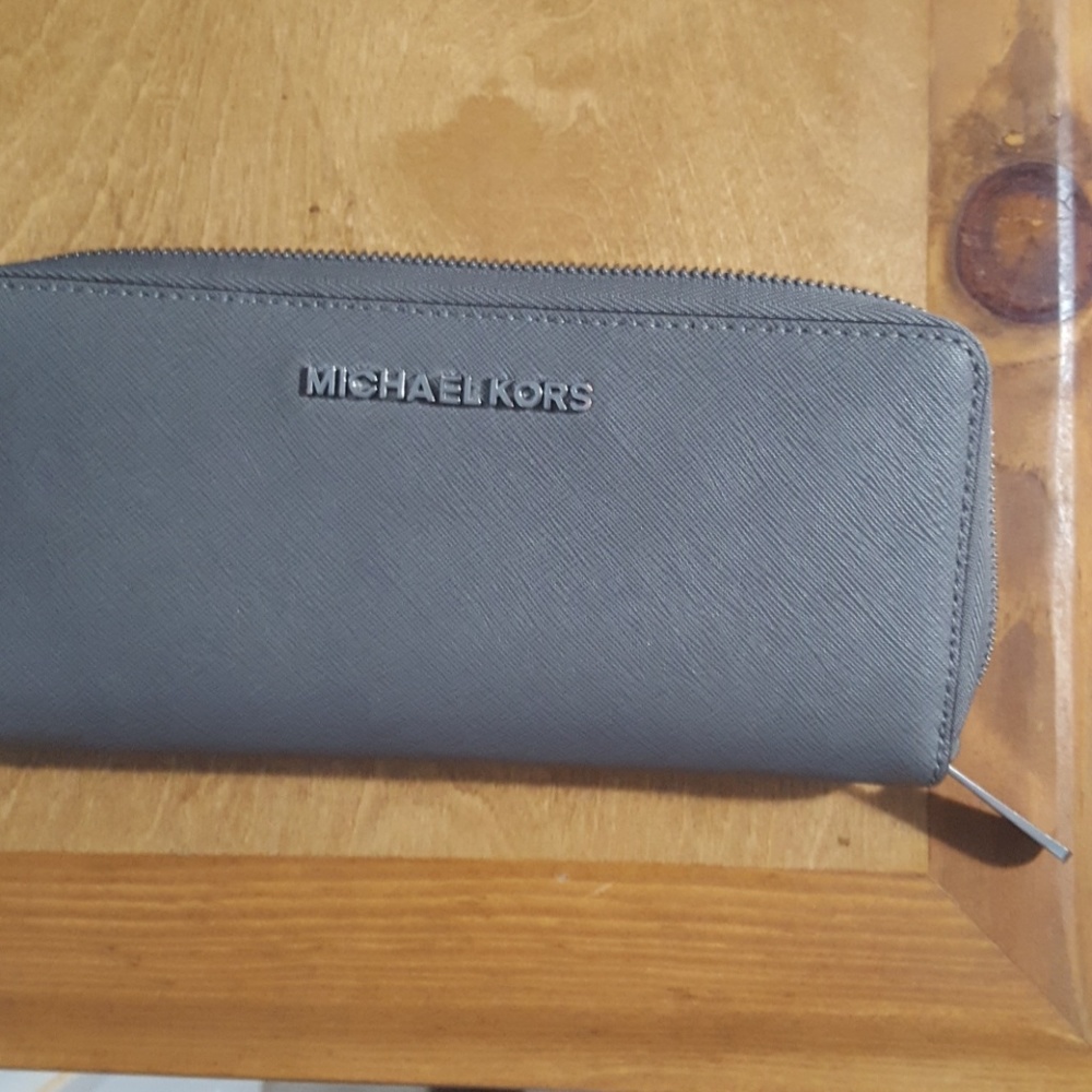 Michael Kors wallet